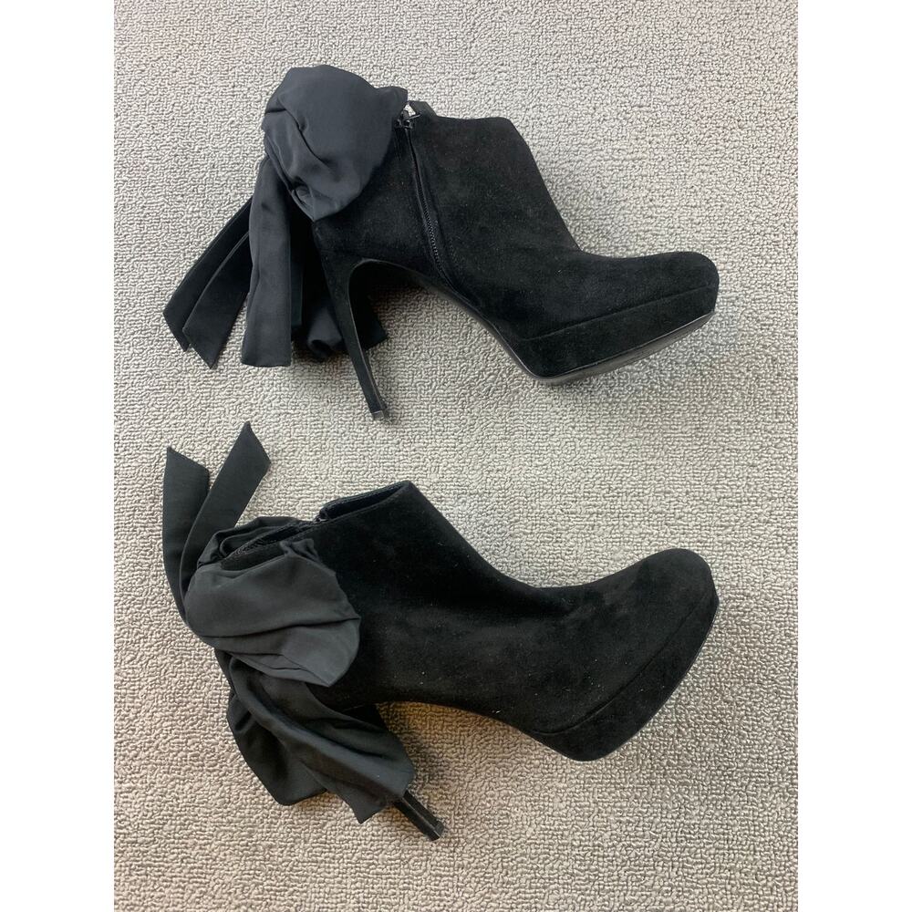 Genuine Alexander McQueen Black Suede Bow Ankle Boots Size‎ 38 Authentic